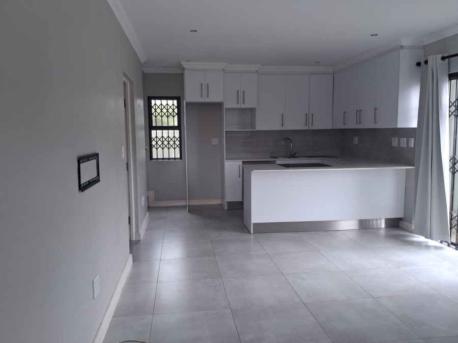 To Let 3 Bedroom Property for Rent in Winterstrand Eastern Cape